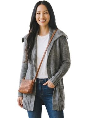 American Eagle Gray Chunky Knit Cardigan Cozy Hygge Cabincore Coastal Grandma SM